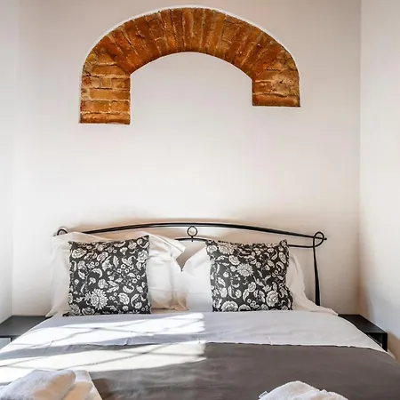 Borgo La Pieve Florence