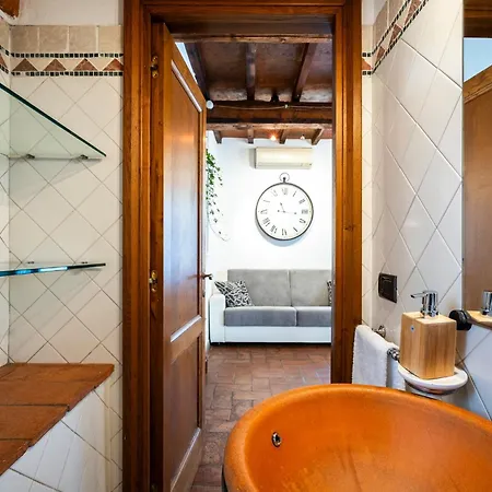 Borgo La Pieve * Florence